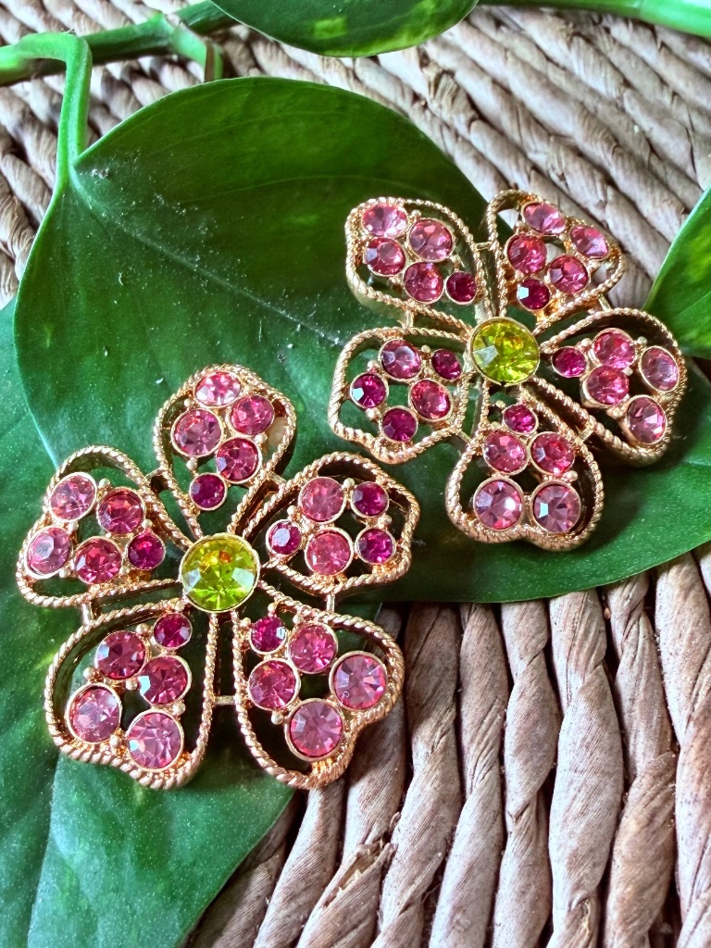 Oscar de la Renta Crystal Flower Earrings ⭐️Gold/Pink Filagree Sparkling Petals